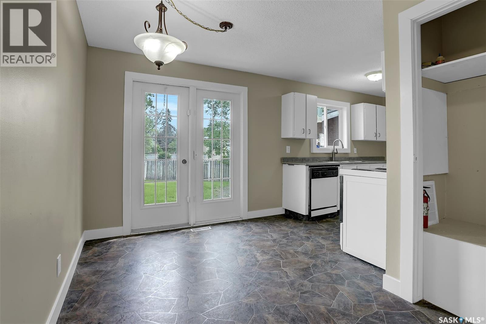 34 Armstrong Bay Property Photo 6