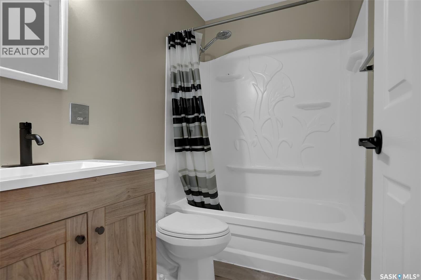 34 Armstrong Bay Property Photo 15