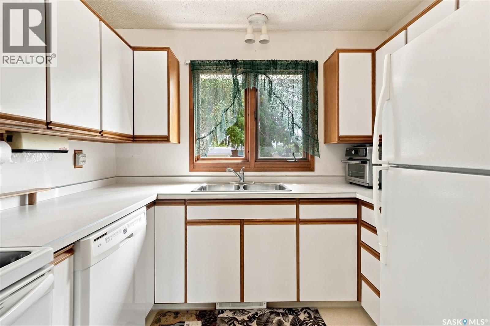 125 Arnason Crescent Property Photo 8