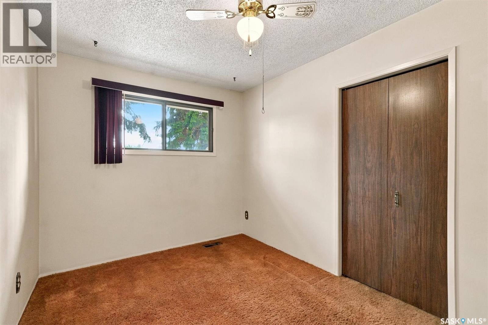 125 Arnason Crescent Property Photo 16