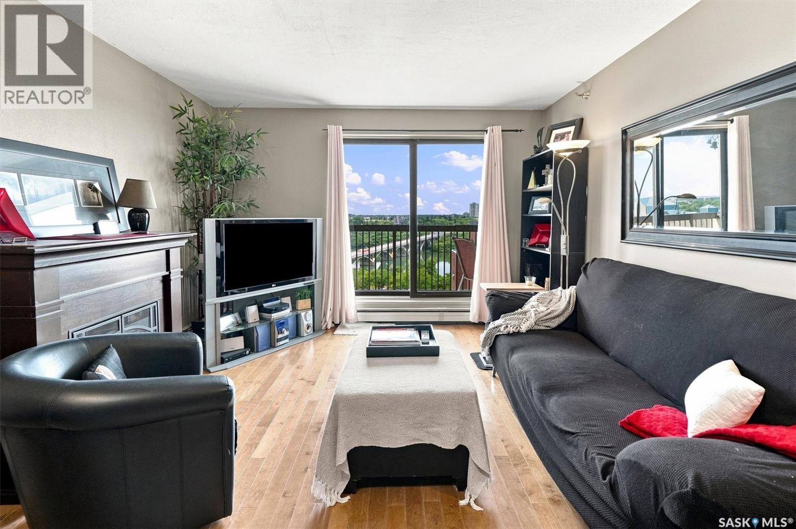 1804 311 6th Avenue N Property Photo 5