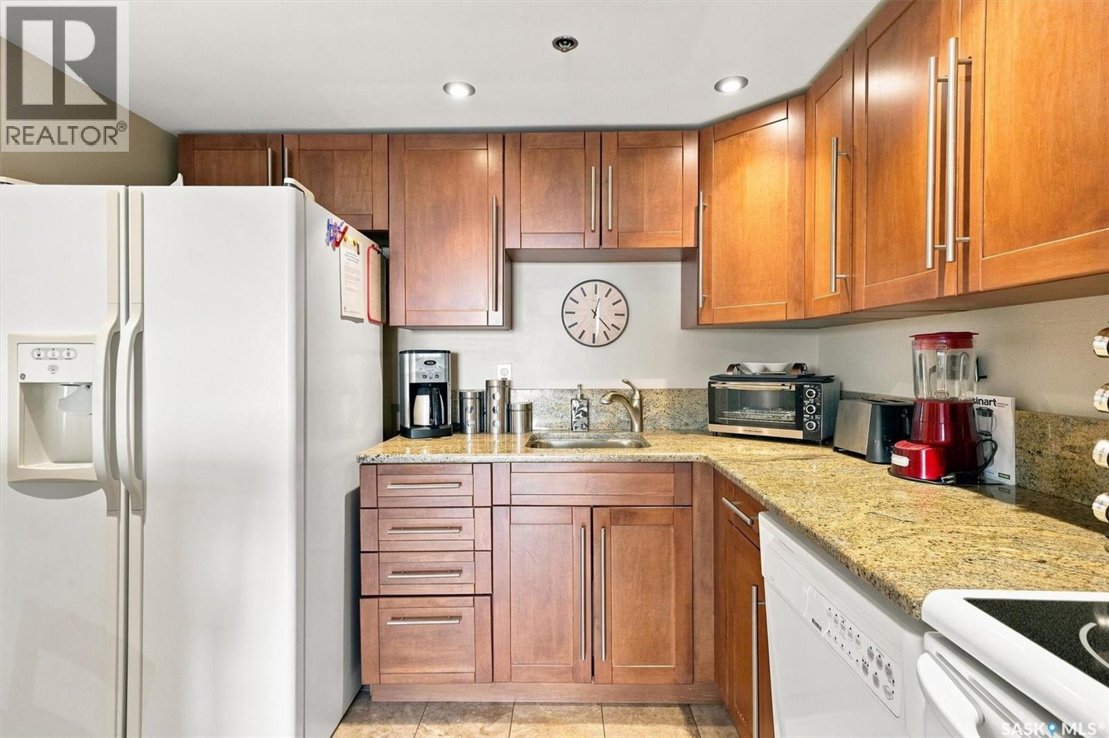 1804 311 6th Avenue N Property Photo 11