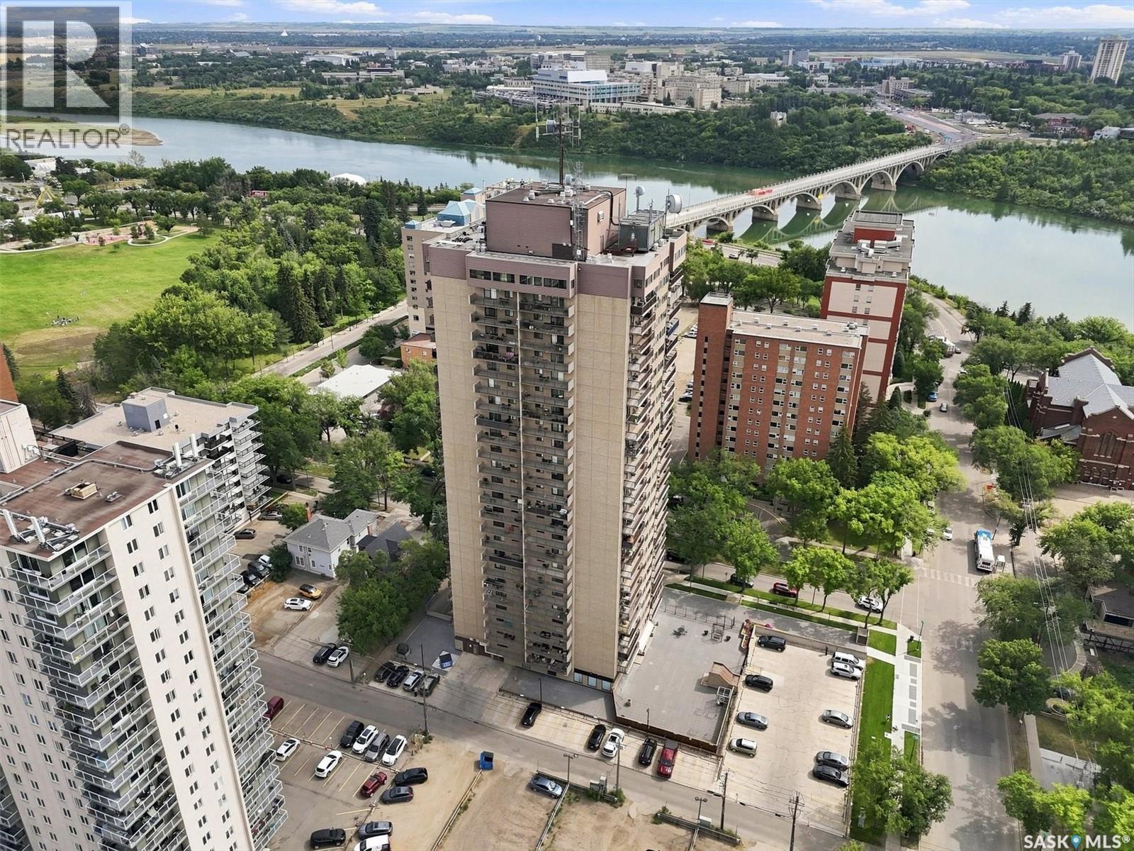 1804 311 6th Avenue N Property Photo 29
