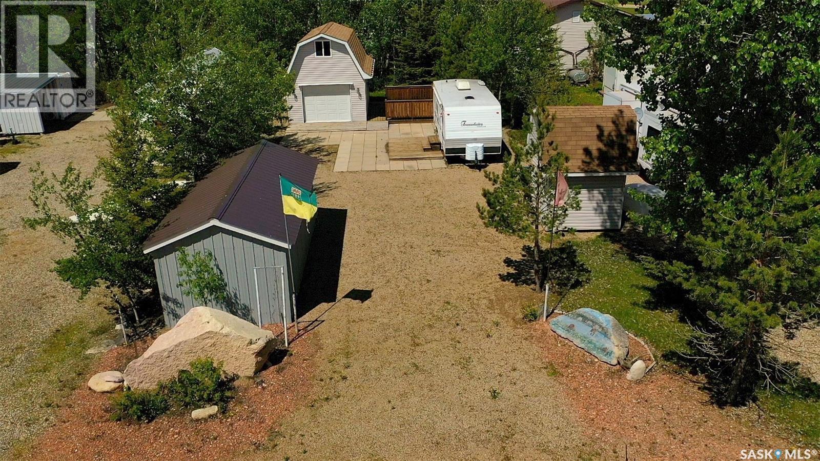 210 Travis AVENUE Property Photo 1