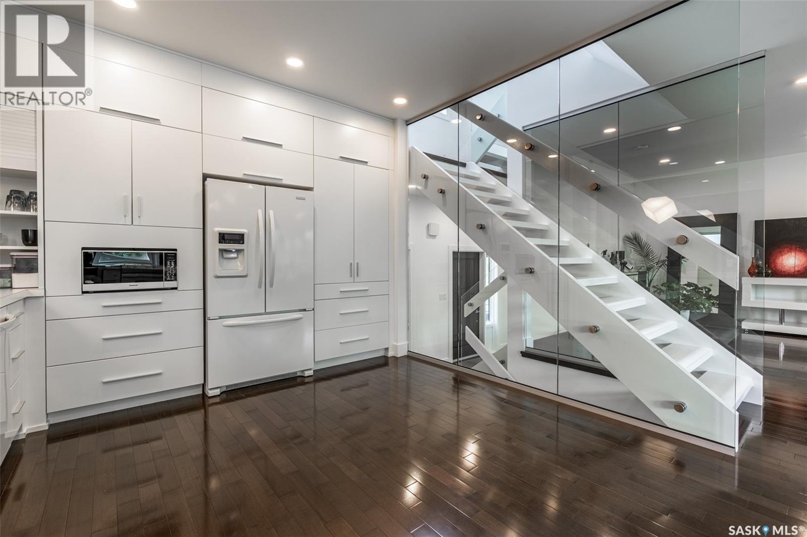 1150 Spadina Crescent E Property Photo 15