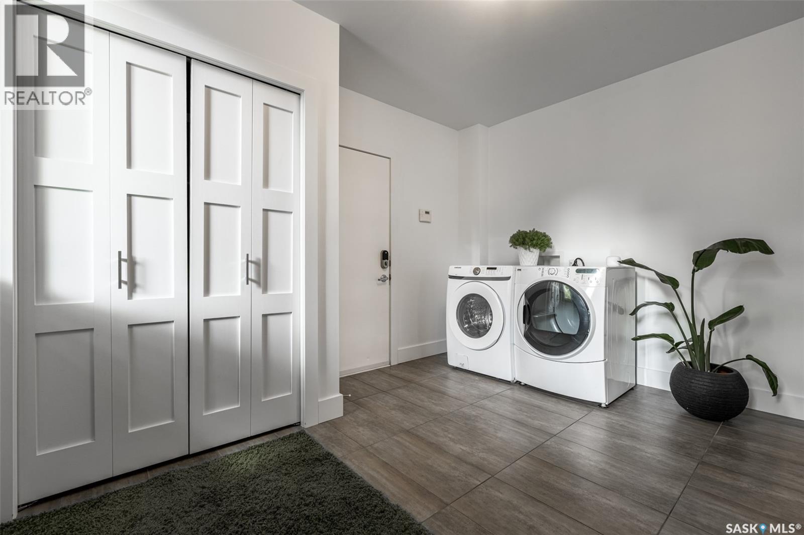 1150 Spadina Crescent E Property Photo 18