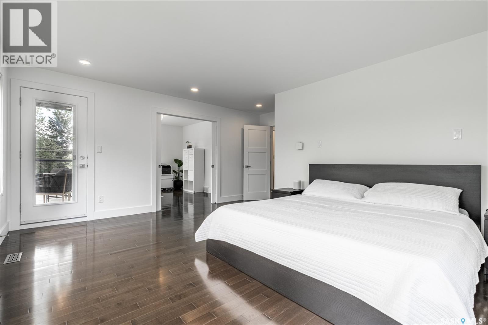 1150 Spadina Crescent E Property Photo 23