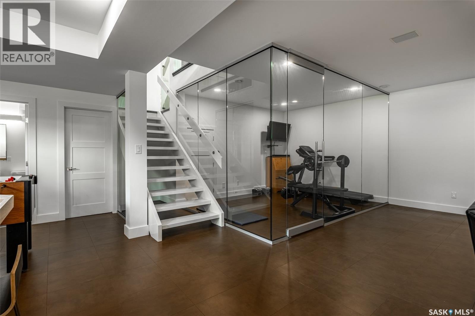1150 Spadina Crescent E Property Photo 39