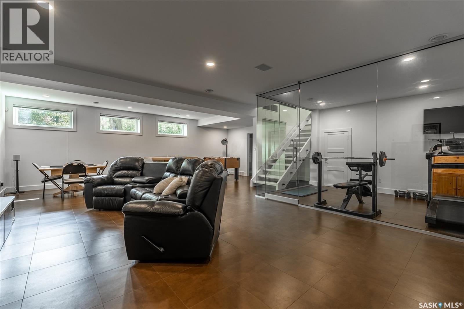 1150 Spadina Crescent E Property Photo 42
