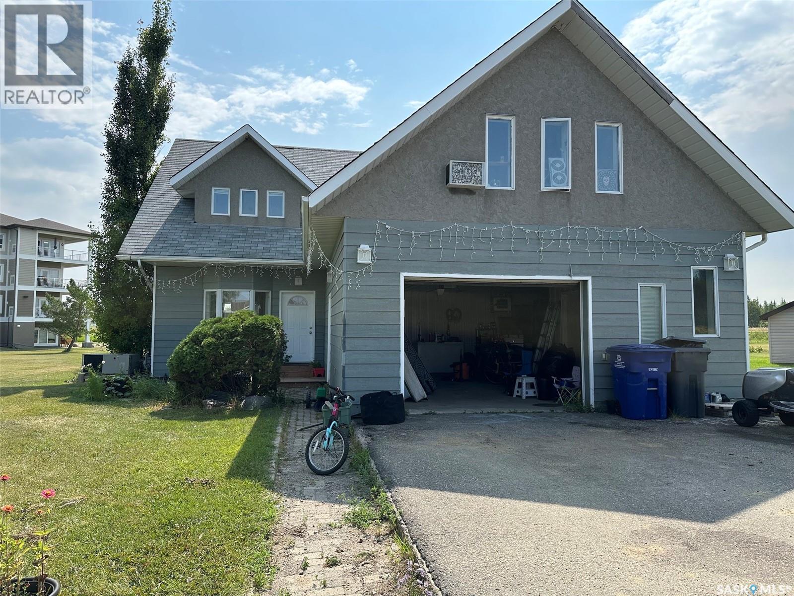 108 Lundy PLACE Property Photo 1