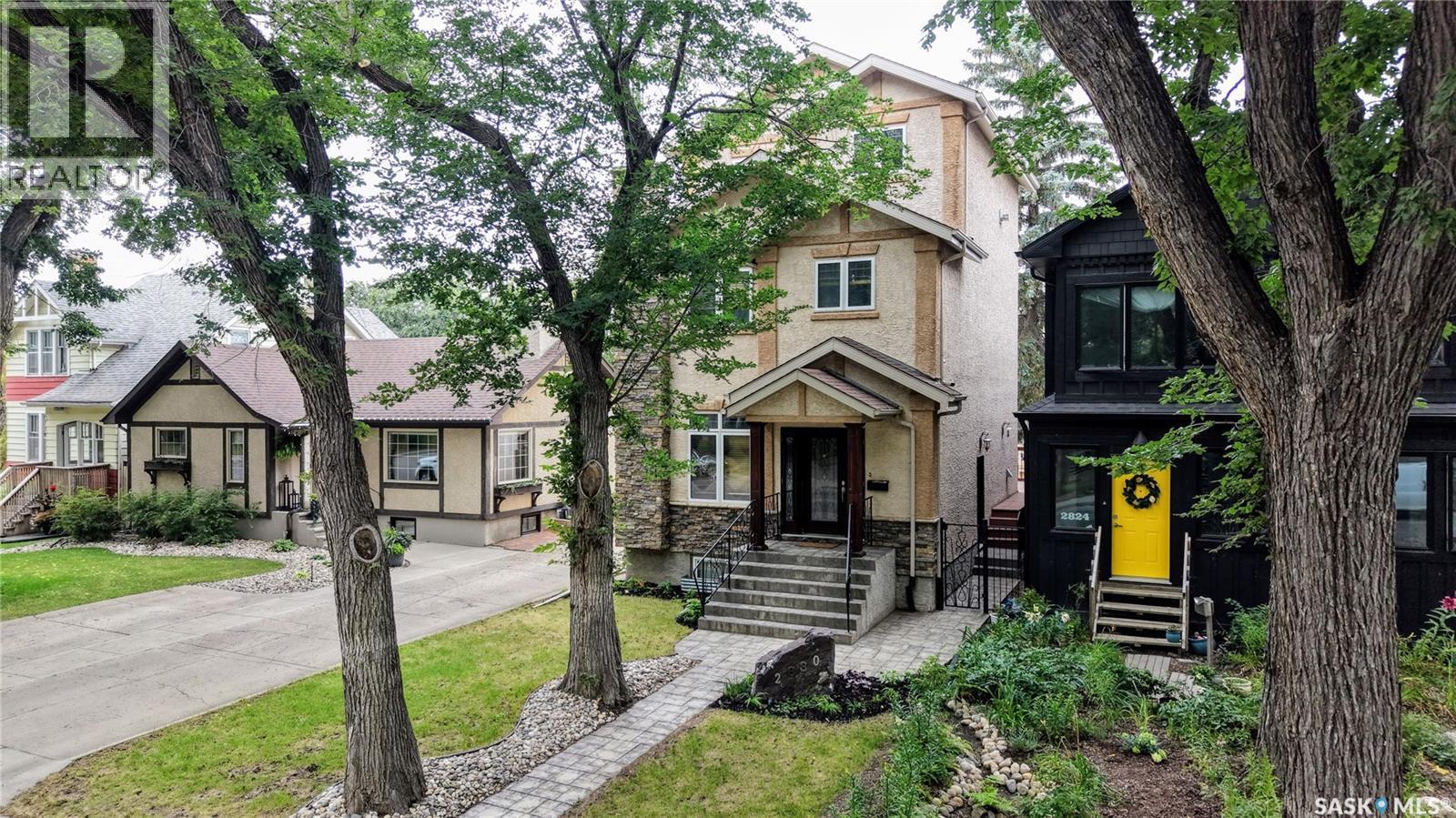 2830 Regina Avenue Property Photo 1