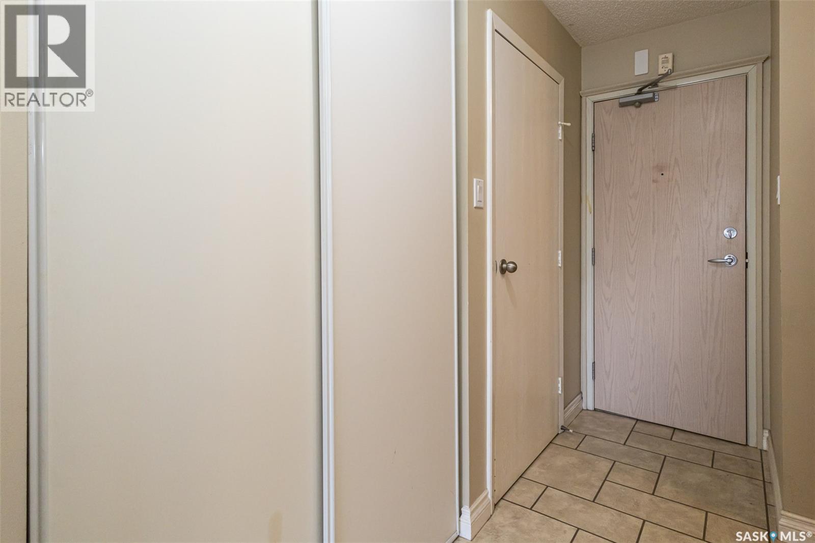 14 3809 Luther Place Property Photo 3