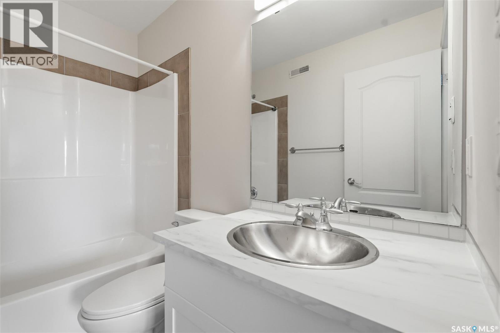 738 Lamarsh Lane Property Photo 24