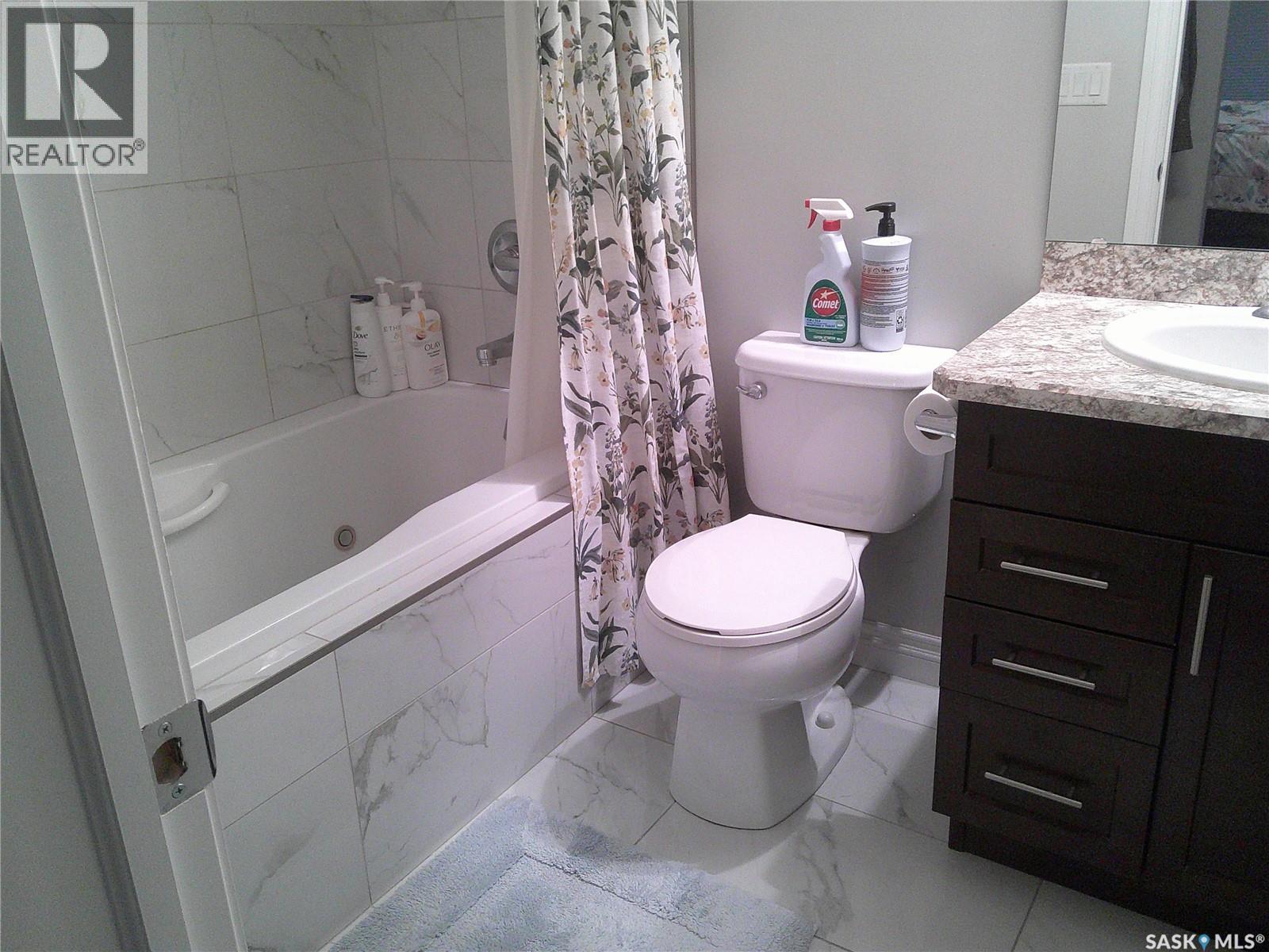 224 3630 Haughton Road E Property Photo 7