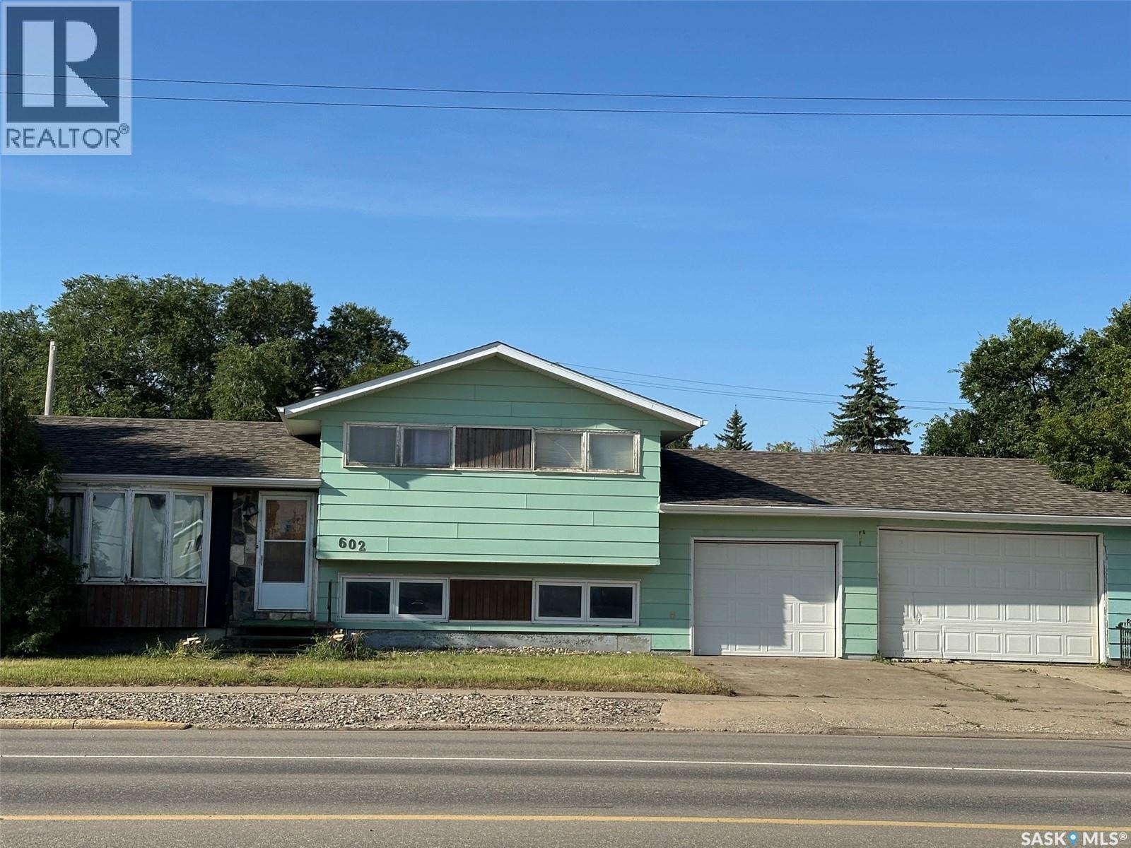 602 4th STREET Property Photo 1