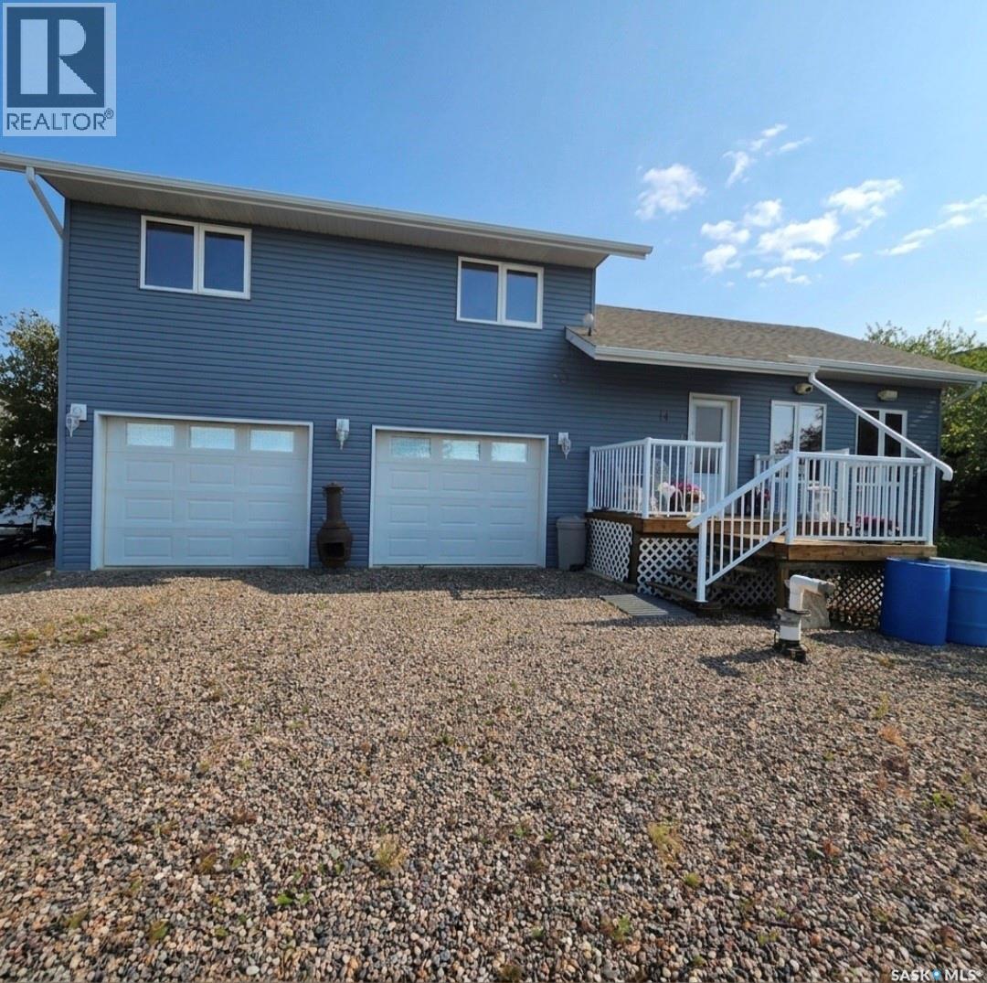 14 Pine Crescent Property Photo 1