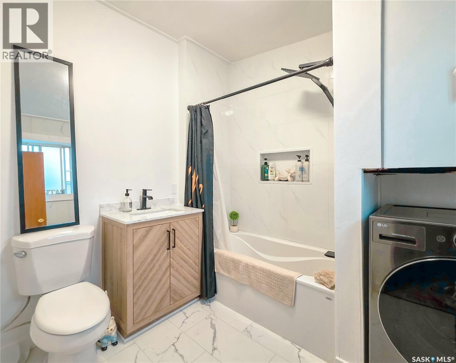 424 1st Avenue E Property Photo 27