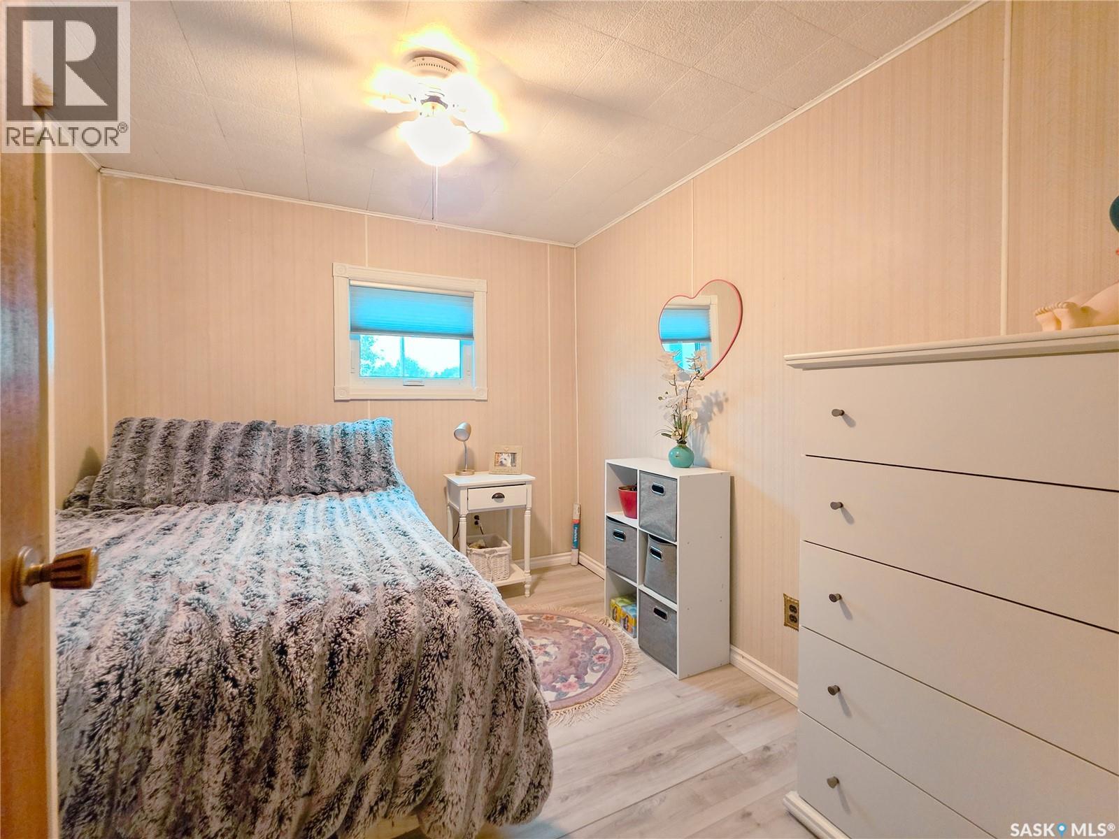 424 1st Avenue E Property Photo 29