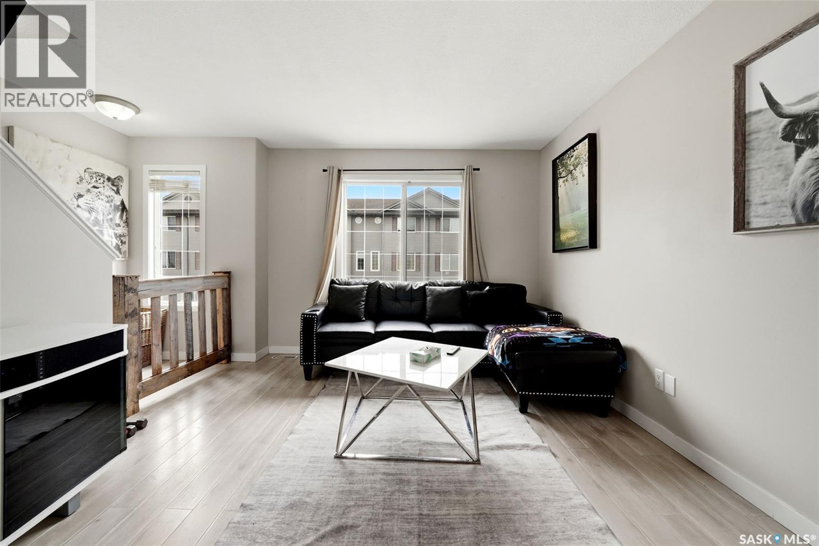3754 Cormorant Drive E Property Photo 3