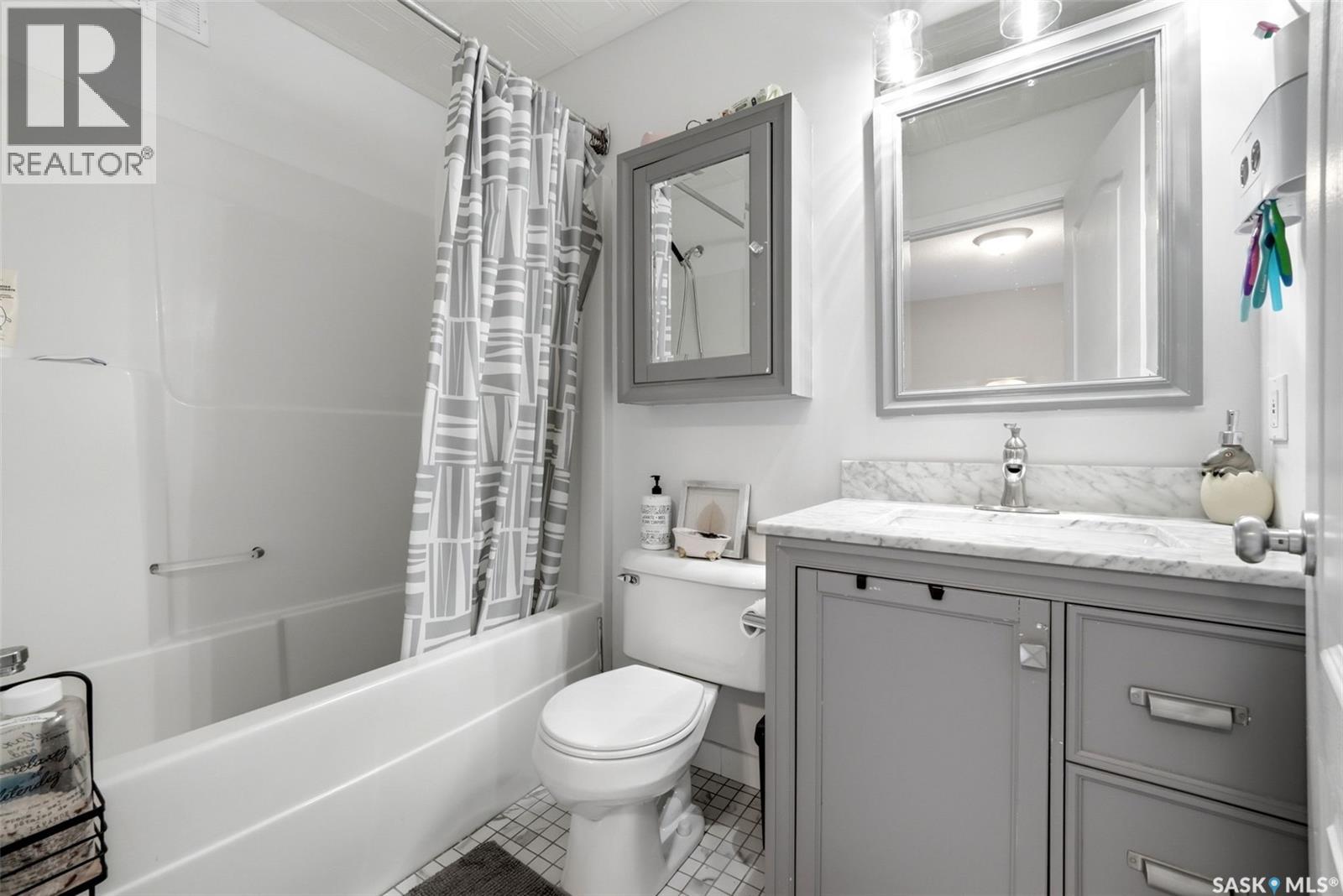 3754 Cormorant Drive E Property Photo 18