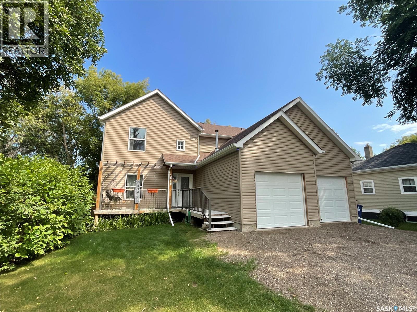 2018 8th Street Property Photo 2
