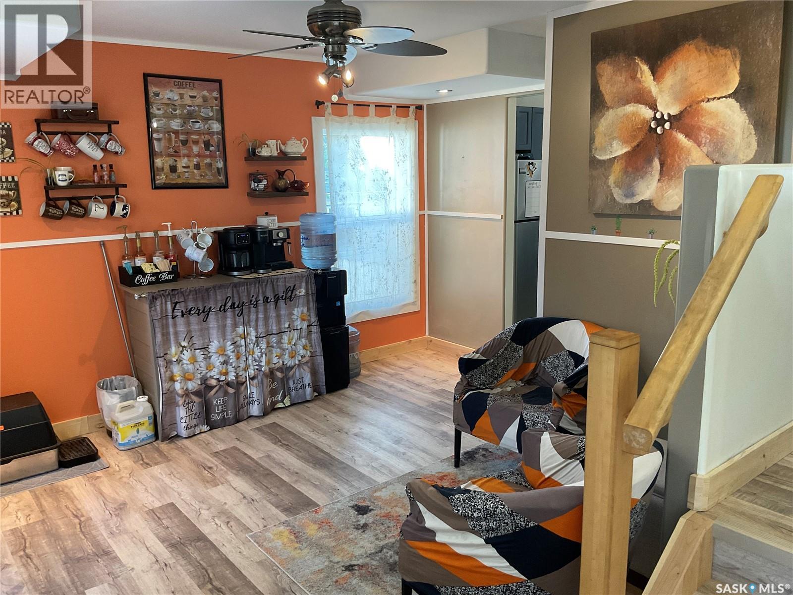 2018 8th Street Property Photo 4