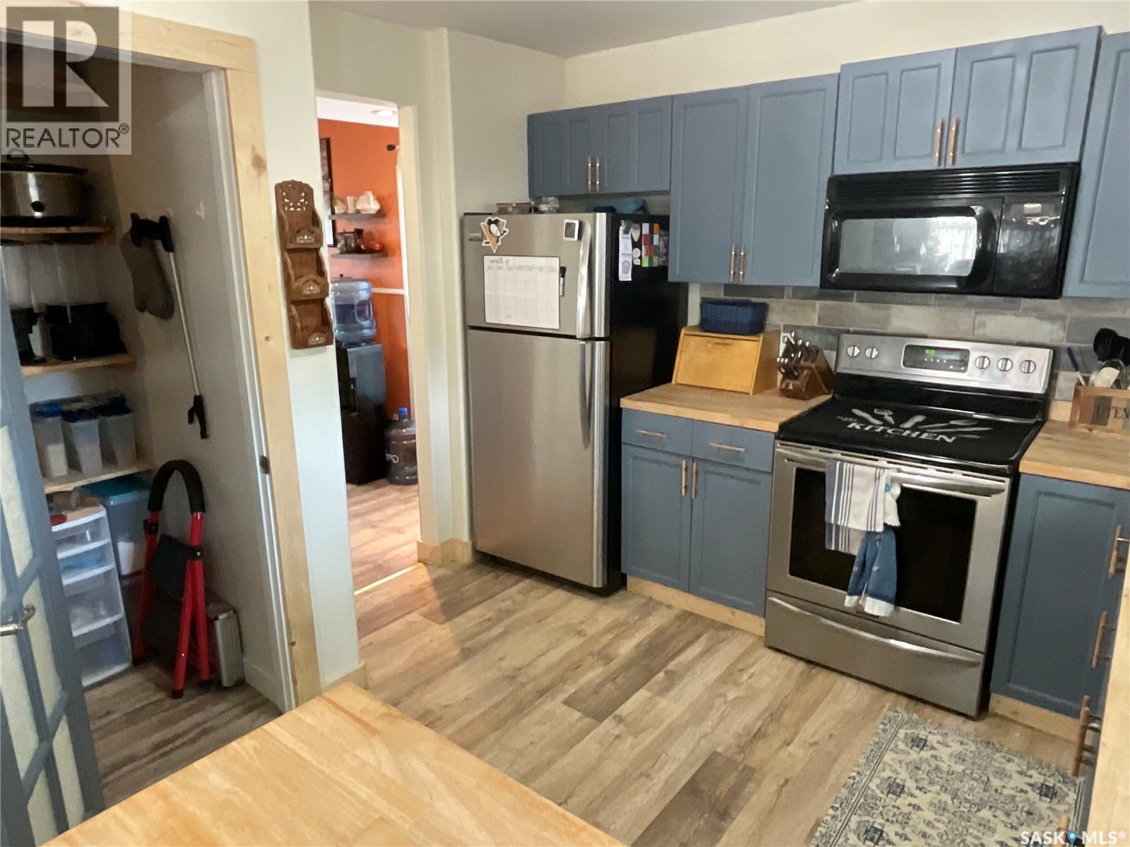 2018 8th Street Property Photo 9