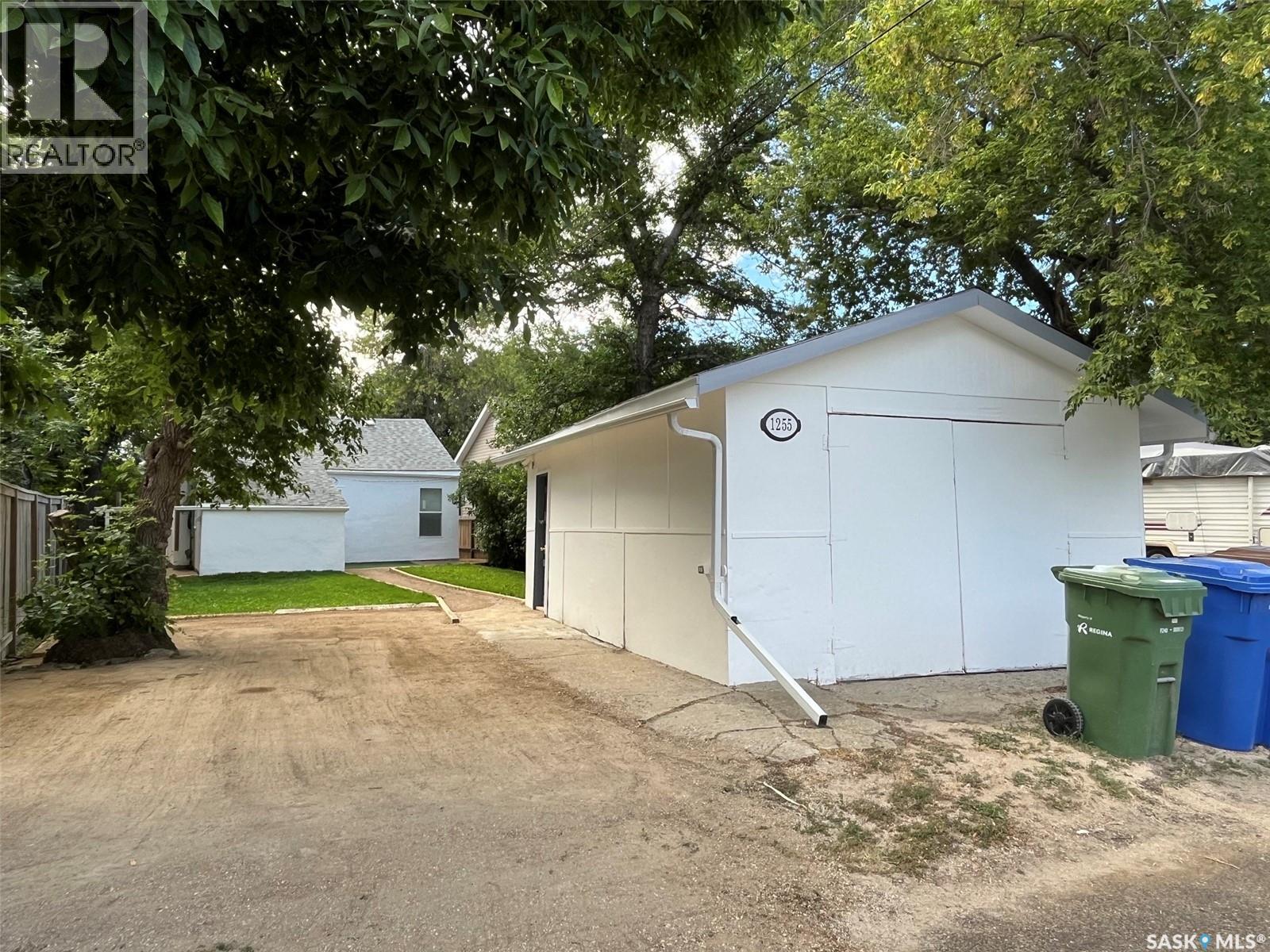 1255 Atkinson Street Property Photo 50