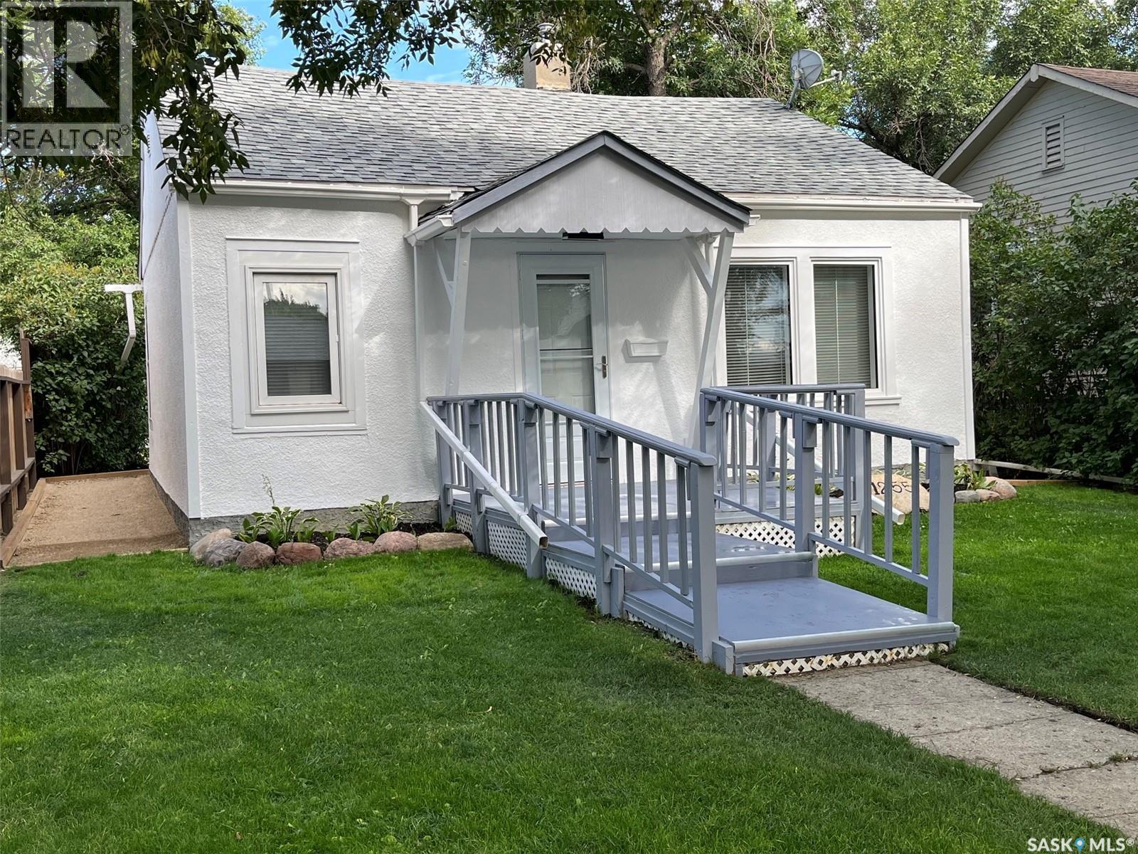 1255 Atkinson Street Property Photo 54