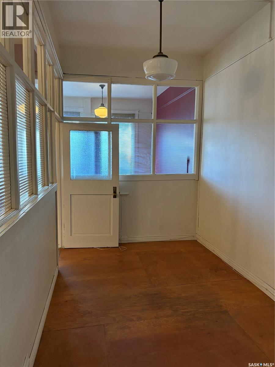 201 1855 Scarth Street Property Photo 5