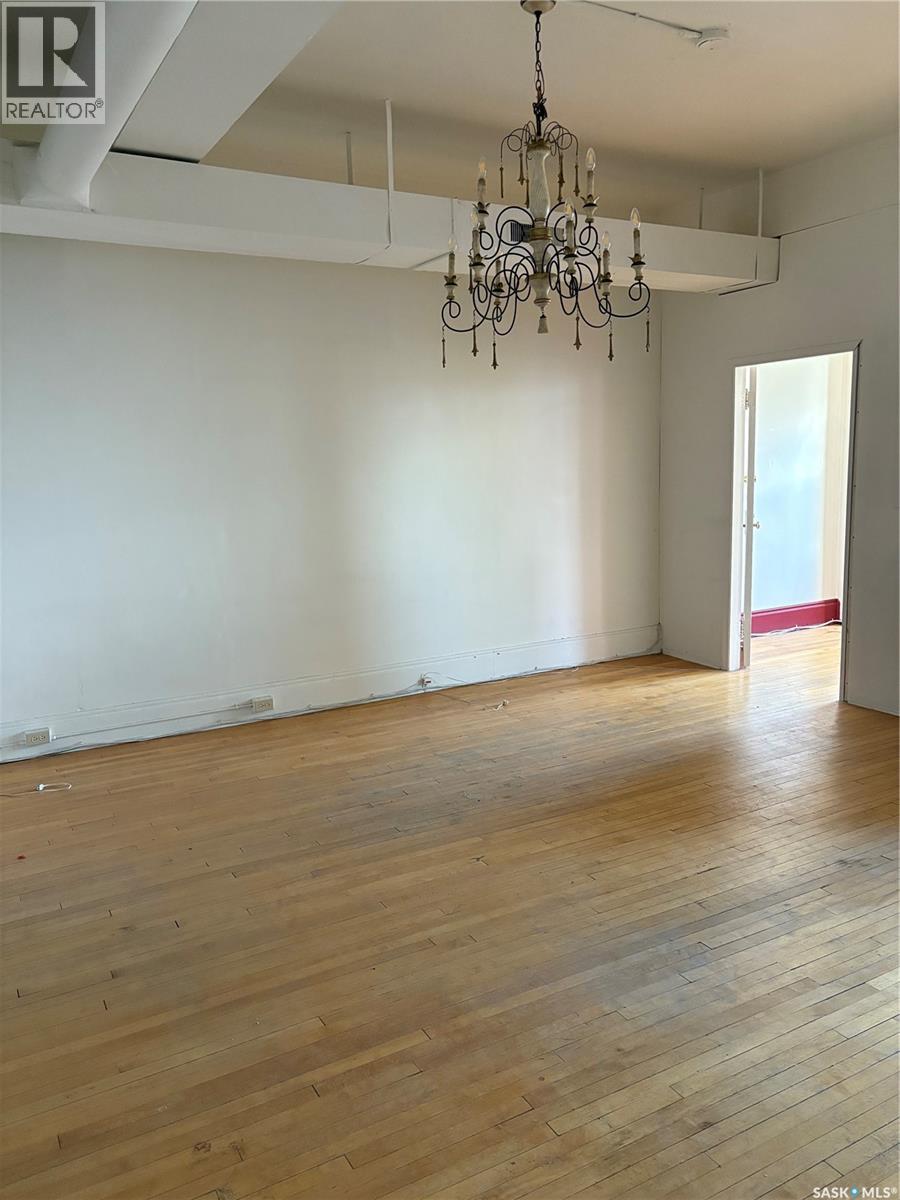 201 1855 Scarth Street Property Photo 6