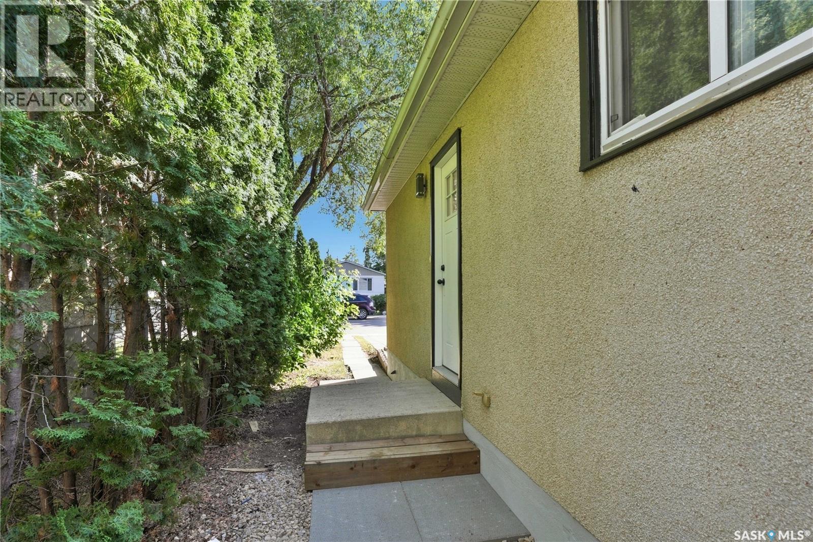 69 Rita Crescent Property Photo 27