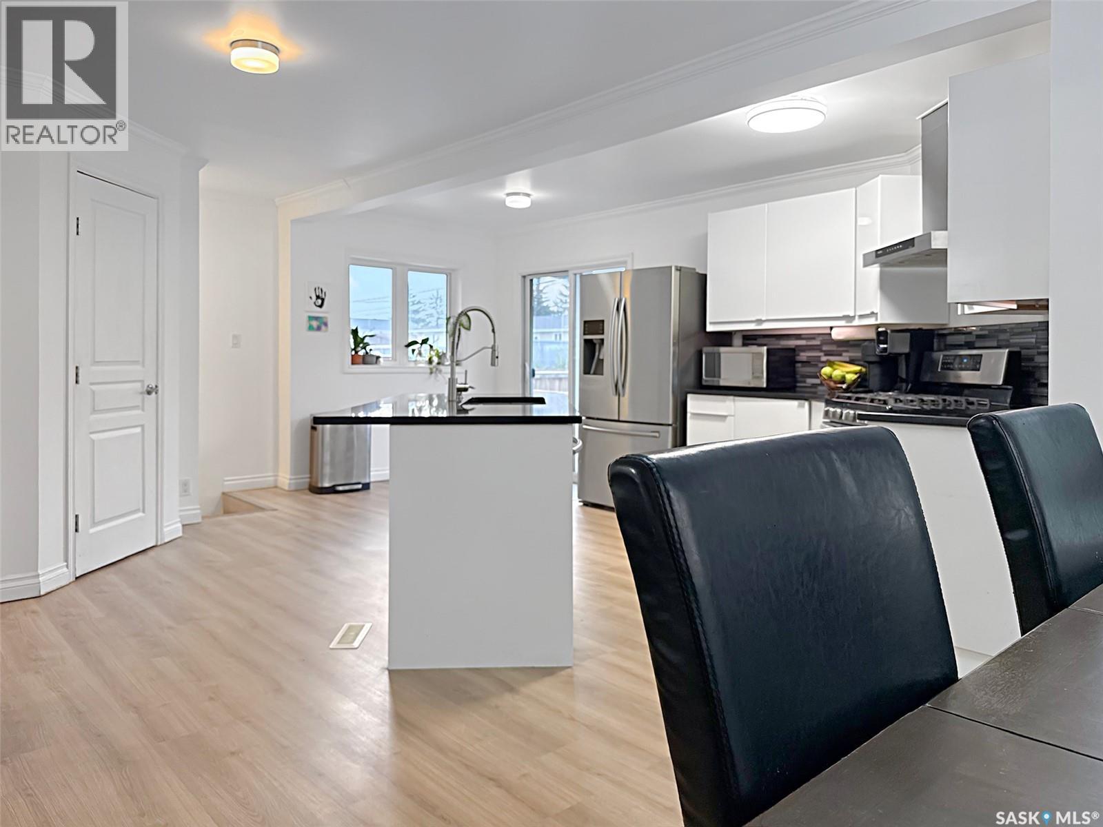 1151 Chaplin Street E Property Photo 7