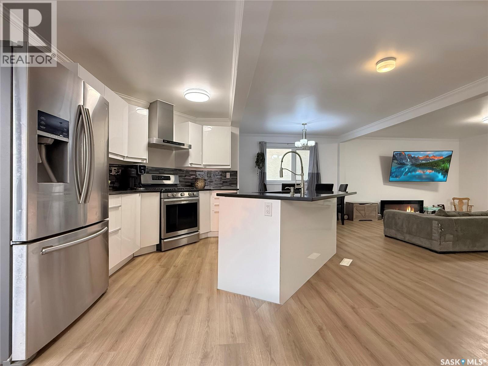 1151 Chaplin Street E Property Photo 8