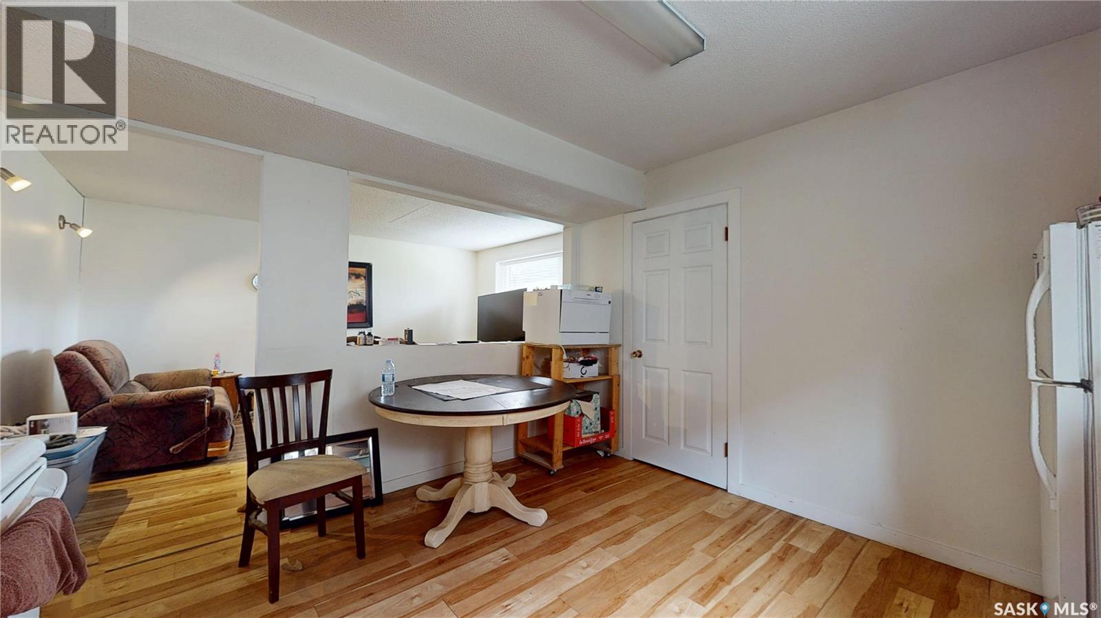 1208 Bond Street Property Photo 32