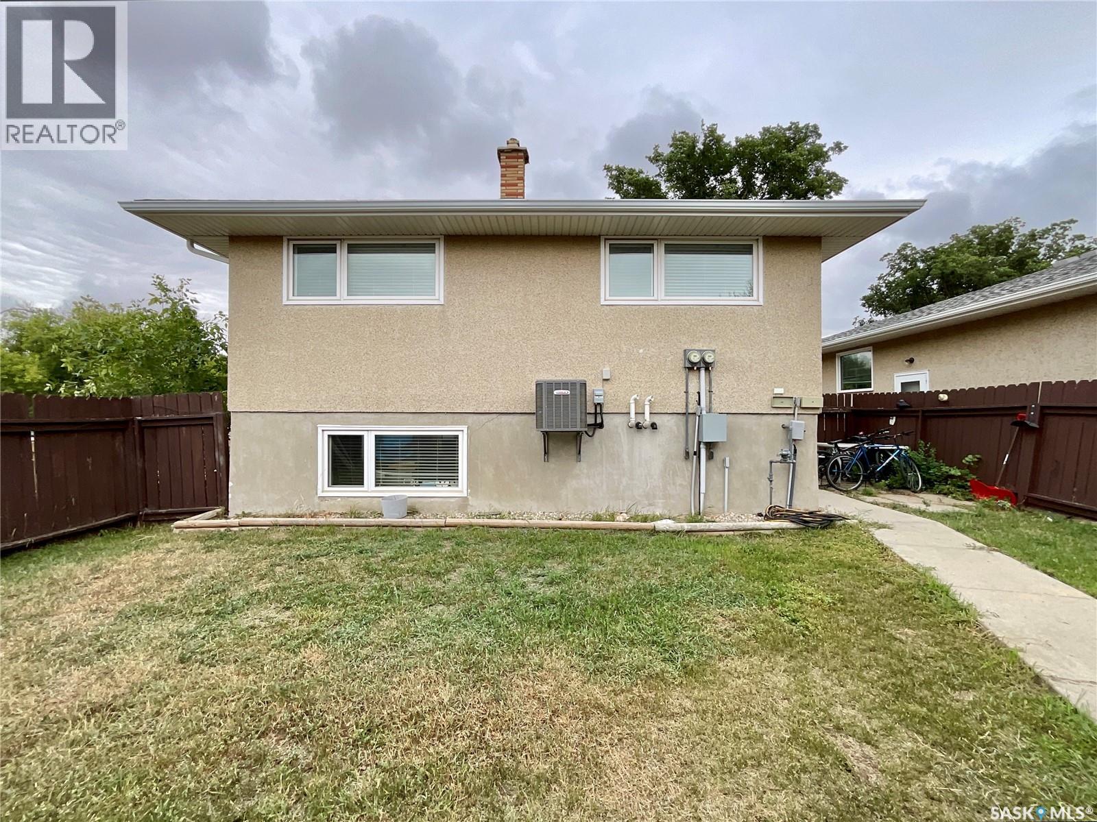 1208 Bond Street Property Photo 42