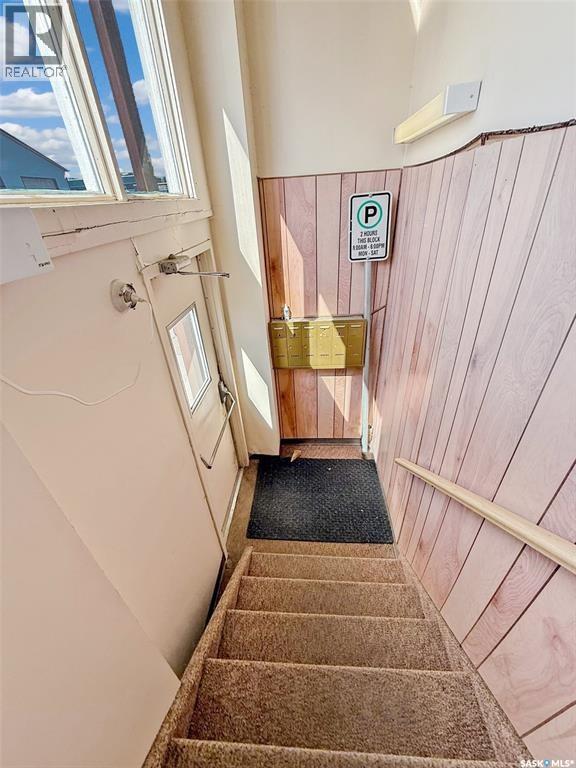 131 Cheadle Street W Property Photo 29