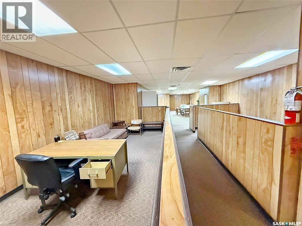 131 Cheadle Street W Property Photo 32