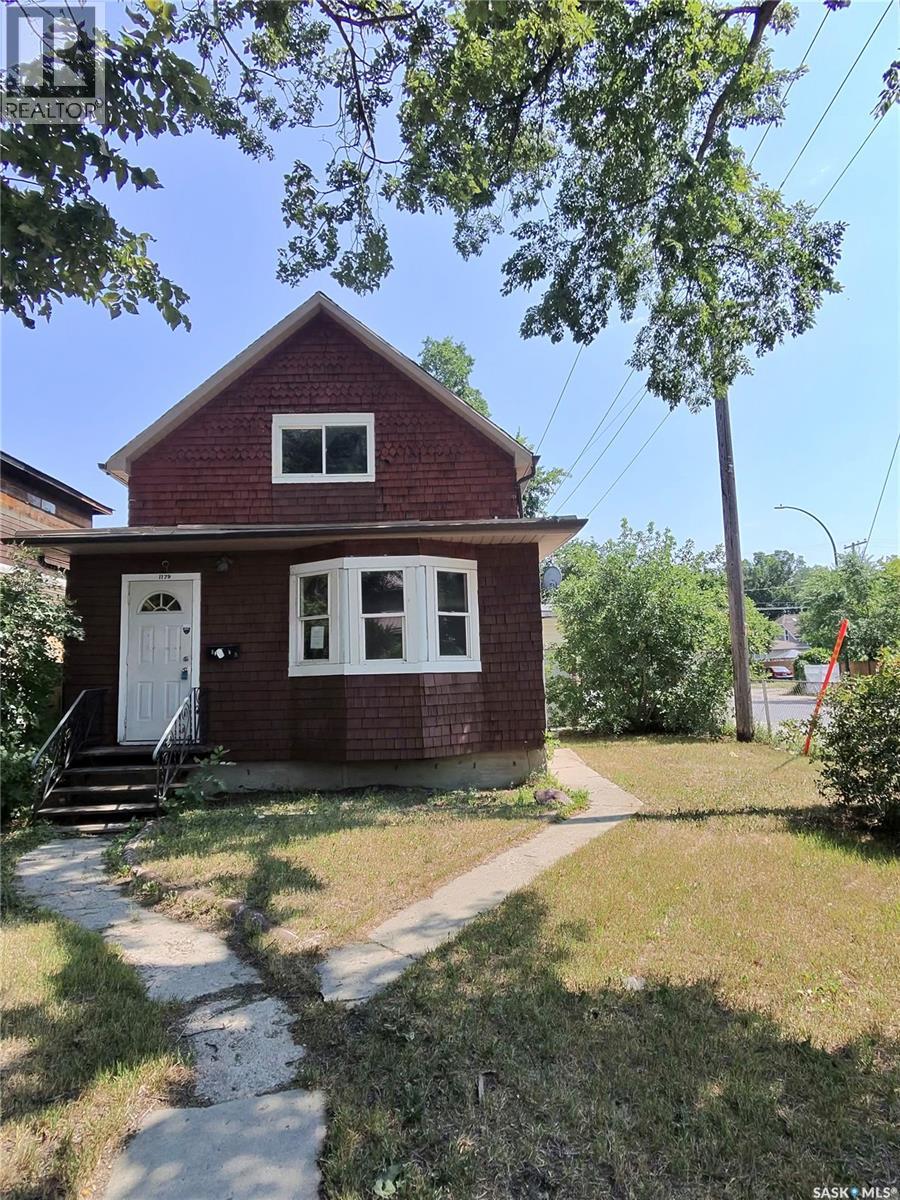 1179 Retallack Street Property Photo 1