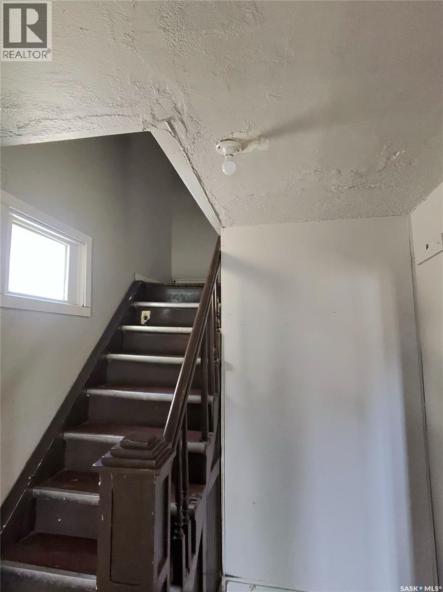 1179 Retallack Street Property Photo 3
