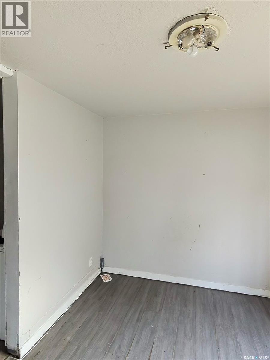 1179 Retallack Street Property Photo 6