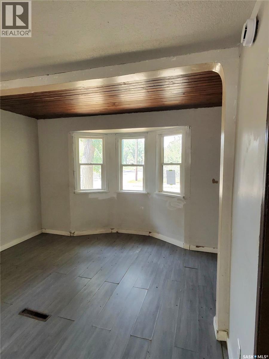 1179 Retallack Street Property Photo 7