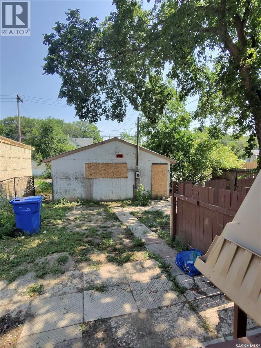 1179 Retallack Street Property Photo 14