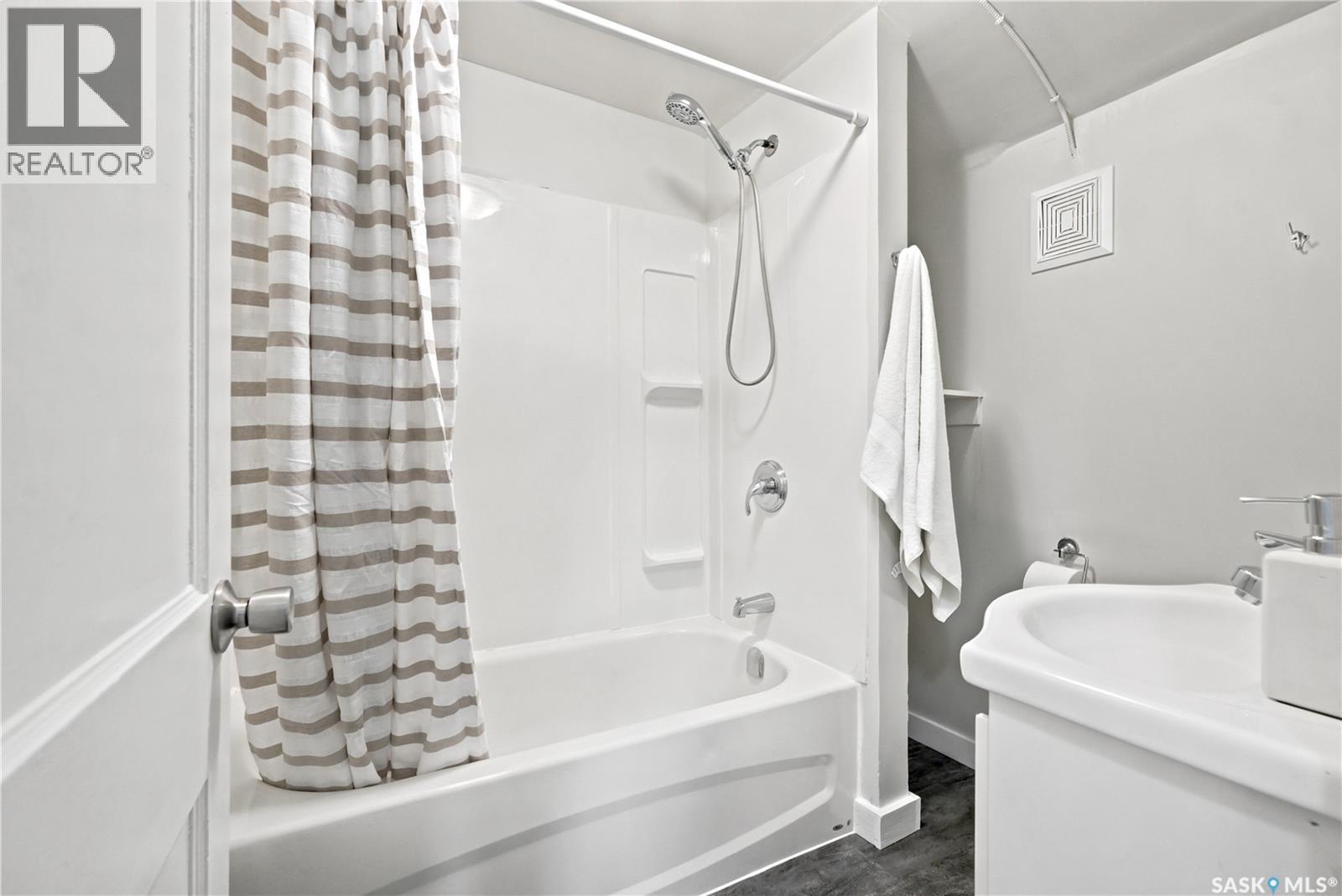 1117 Kilburn Avenue Property Photo 23