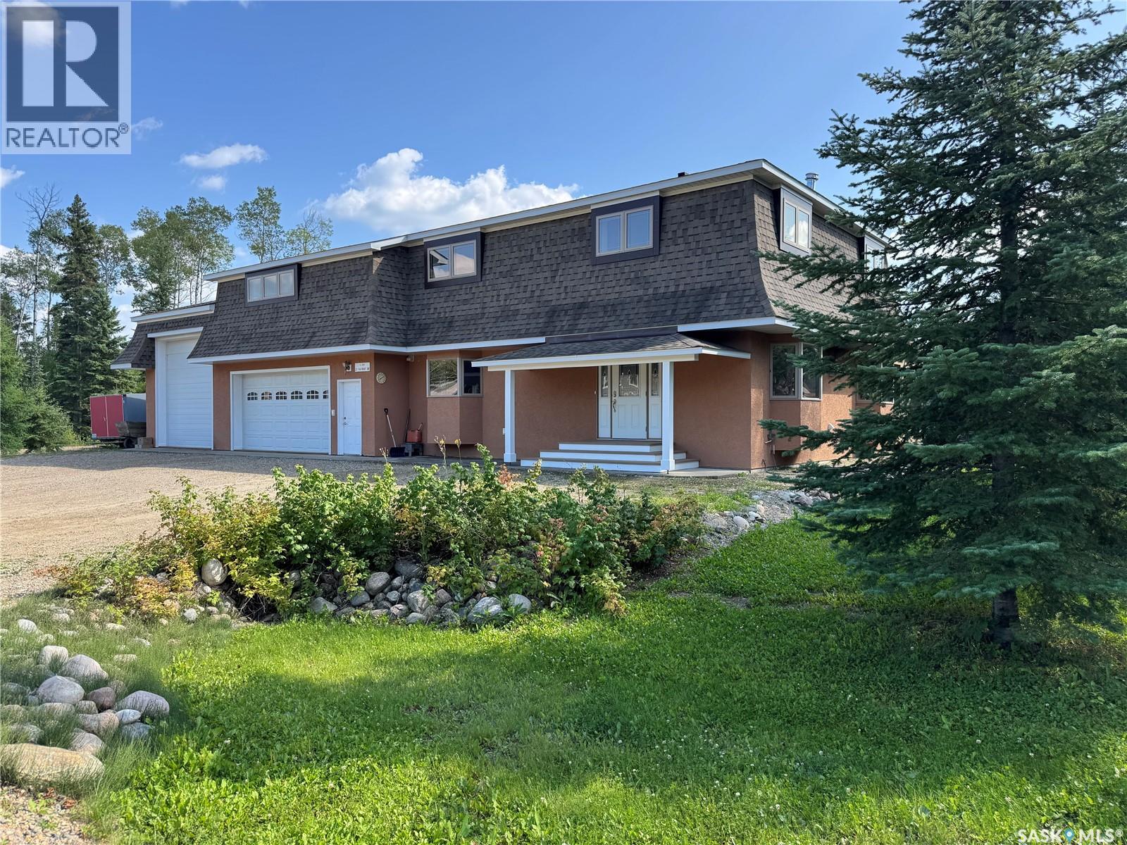 21 Fairway Drive Property Photo 1