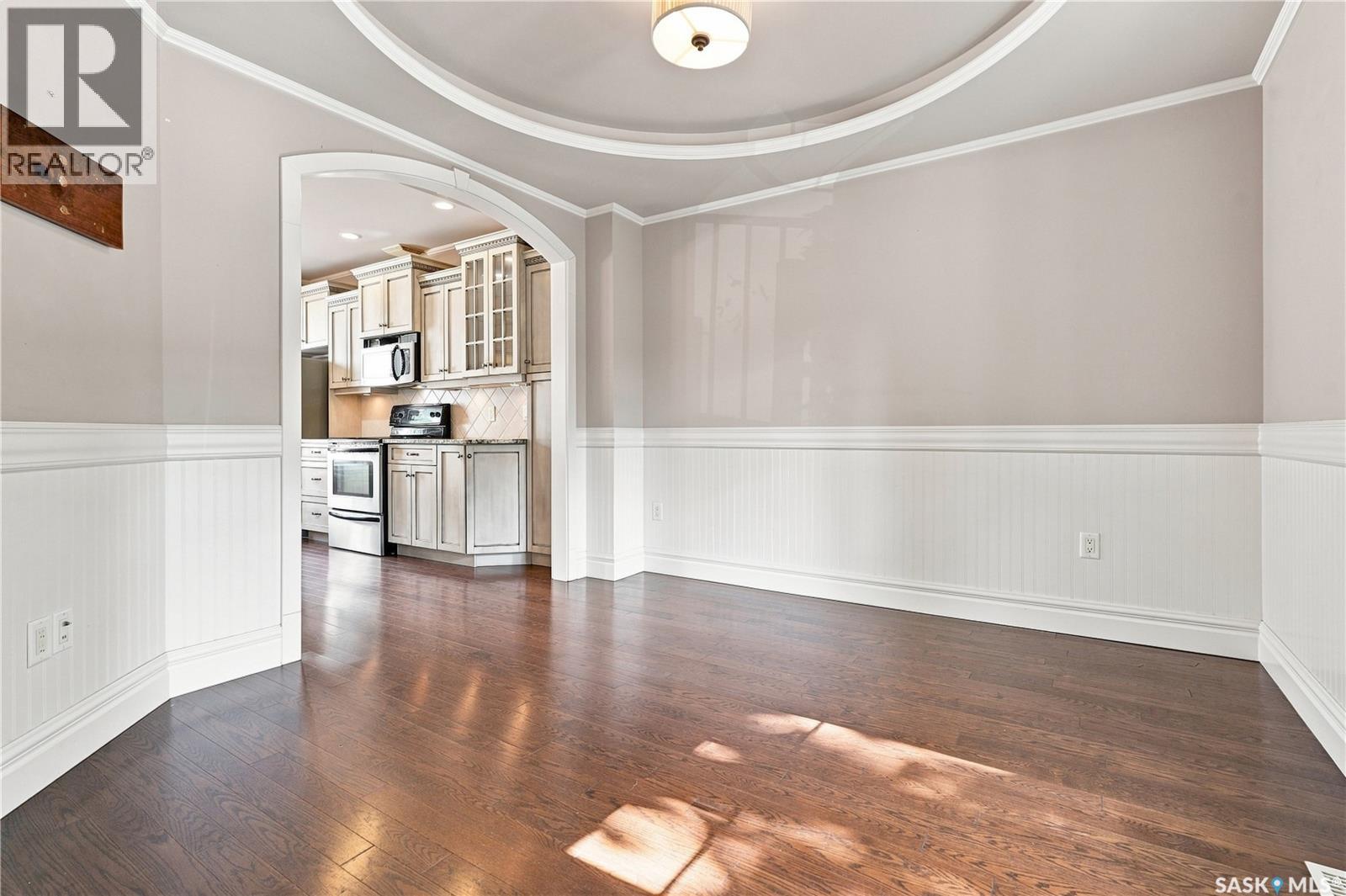 719 14th Street E Property Photo 7
