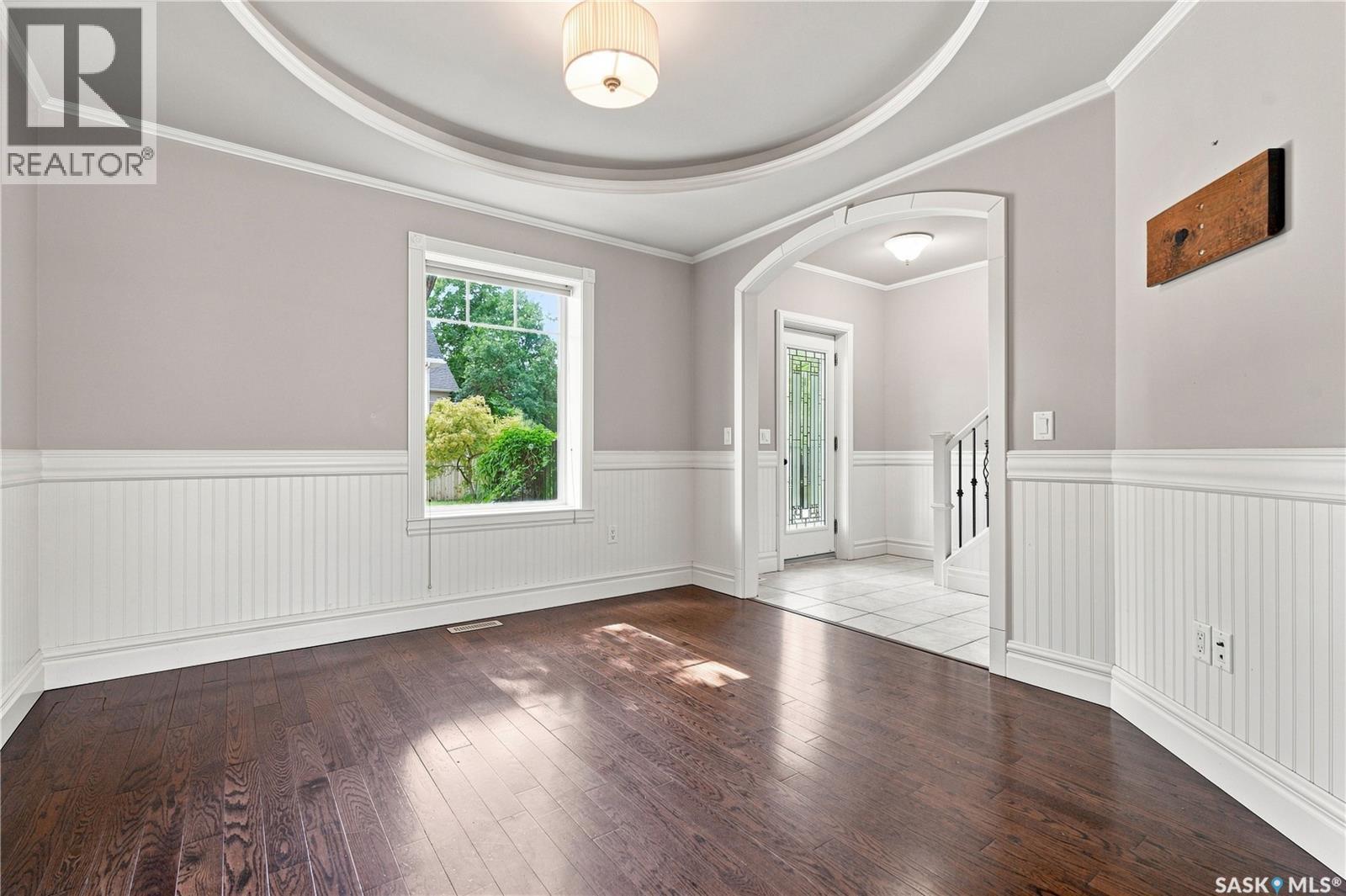 719 14th Street E Property Photo 8