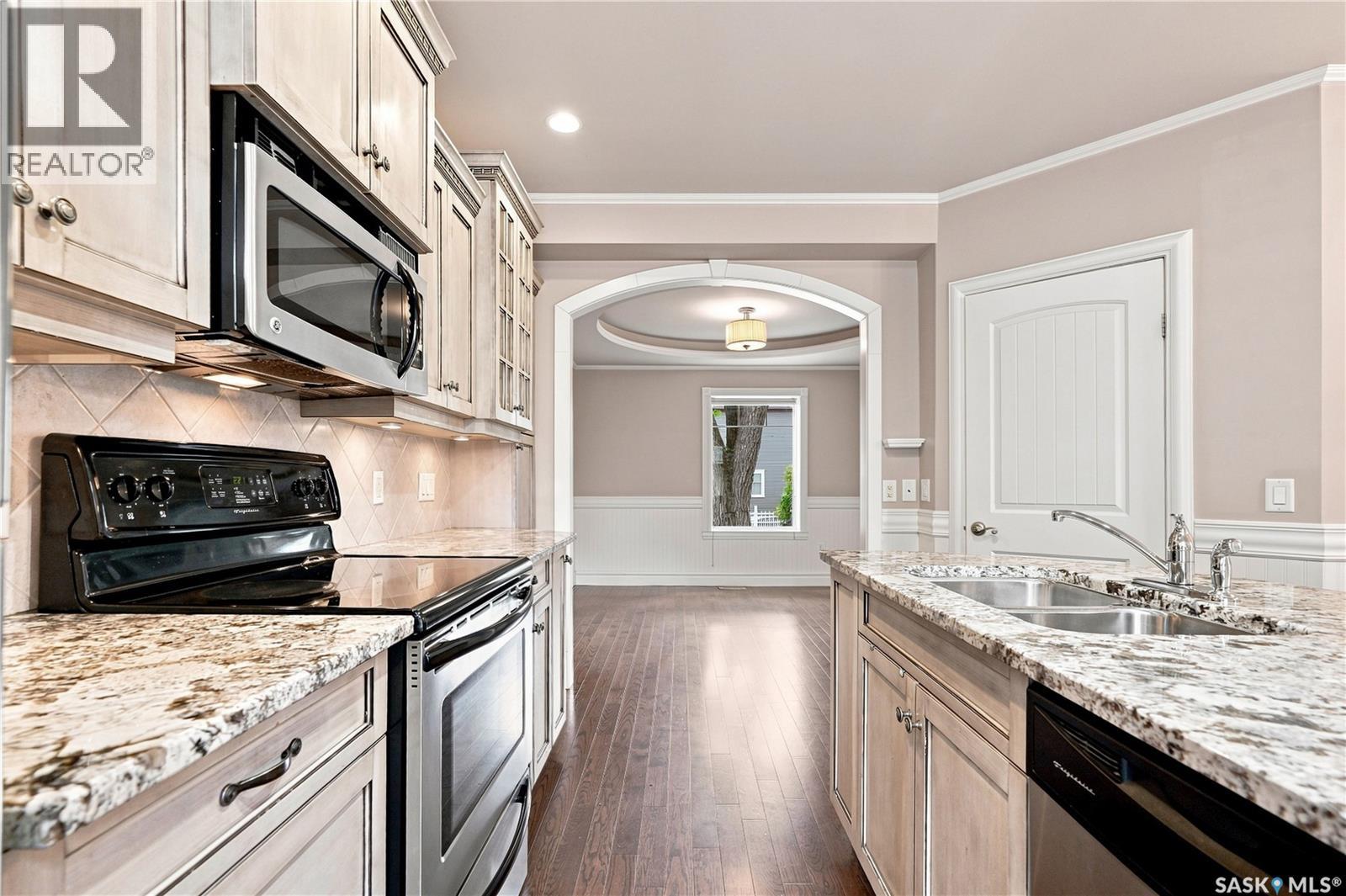 719 14th Street E Property Photo 15