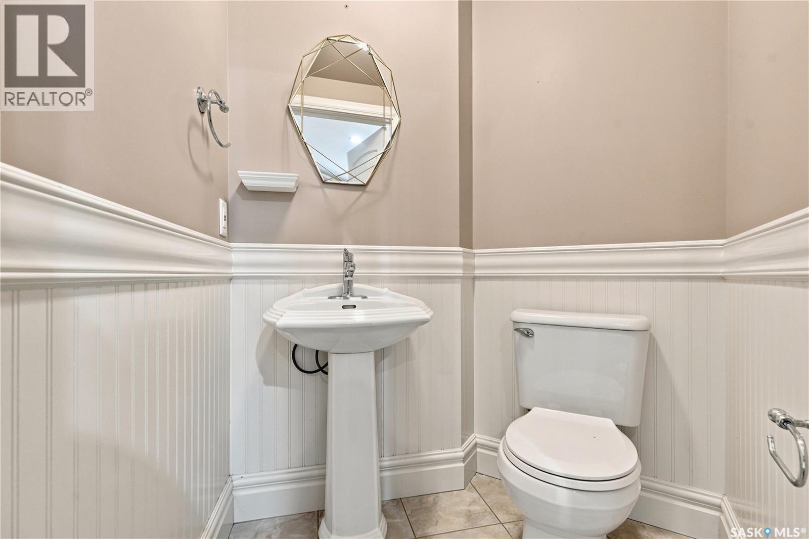 719 14th Street E Property Photo 20