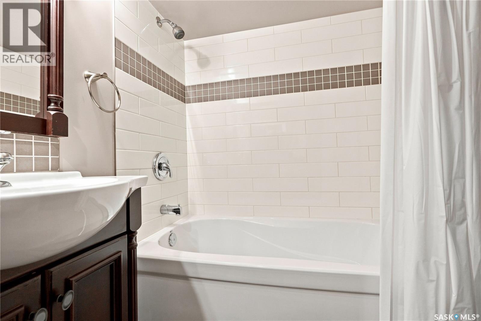 719 14th Street E Property Photo 39